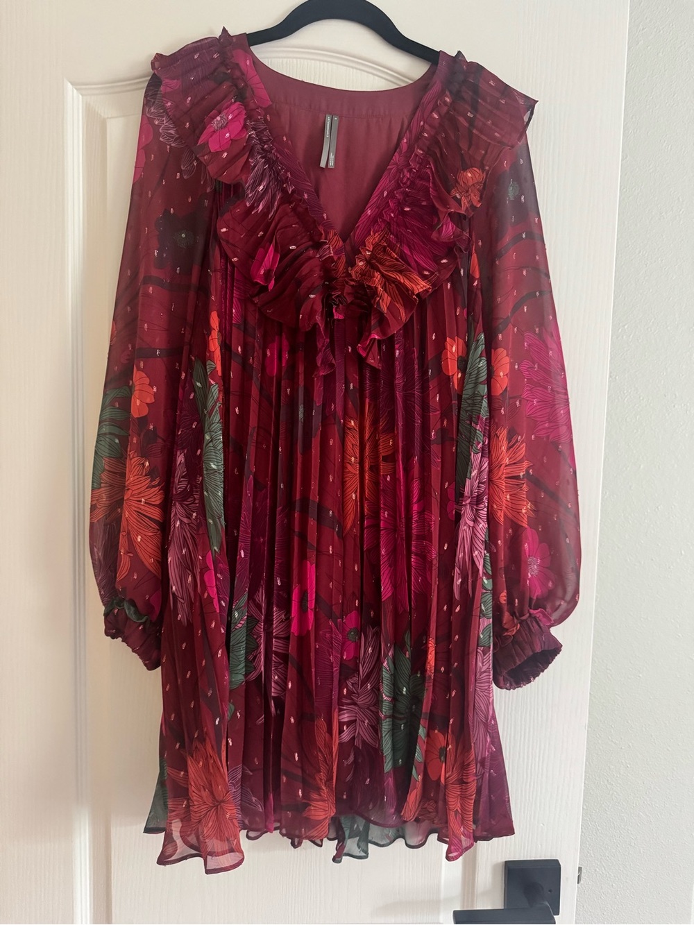 Floral Ruffled V-Neck Dress - Burgundy Pink flecks of gold